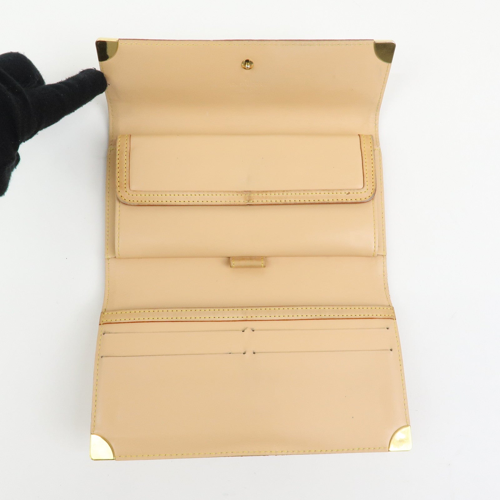 Louis Vuitton Monogram Porte Trezor International Wallet Blanc M92659