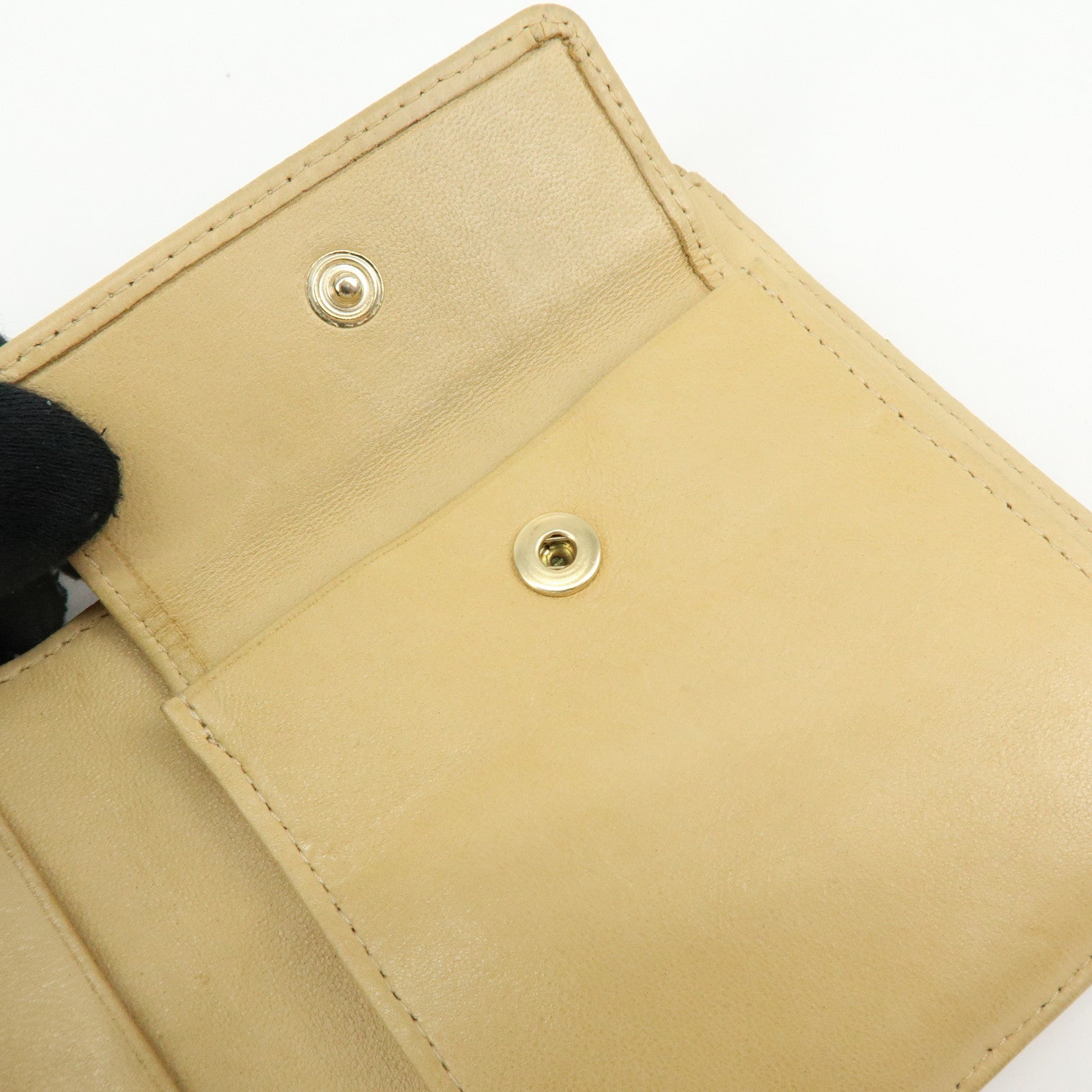CHANEL COCO Mark Caviarskin Compact Wallet Beige