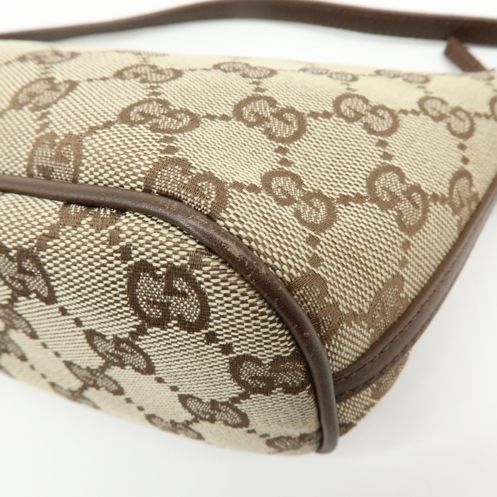 GUCCI Boat Bag GG Canvas Accessory Pouch Hand Bag Beige Brown 07198