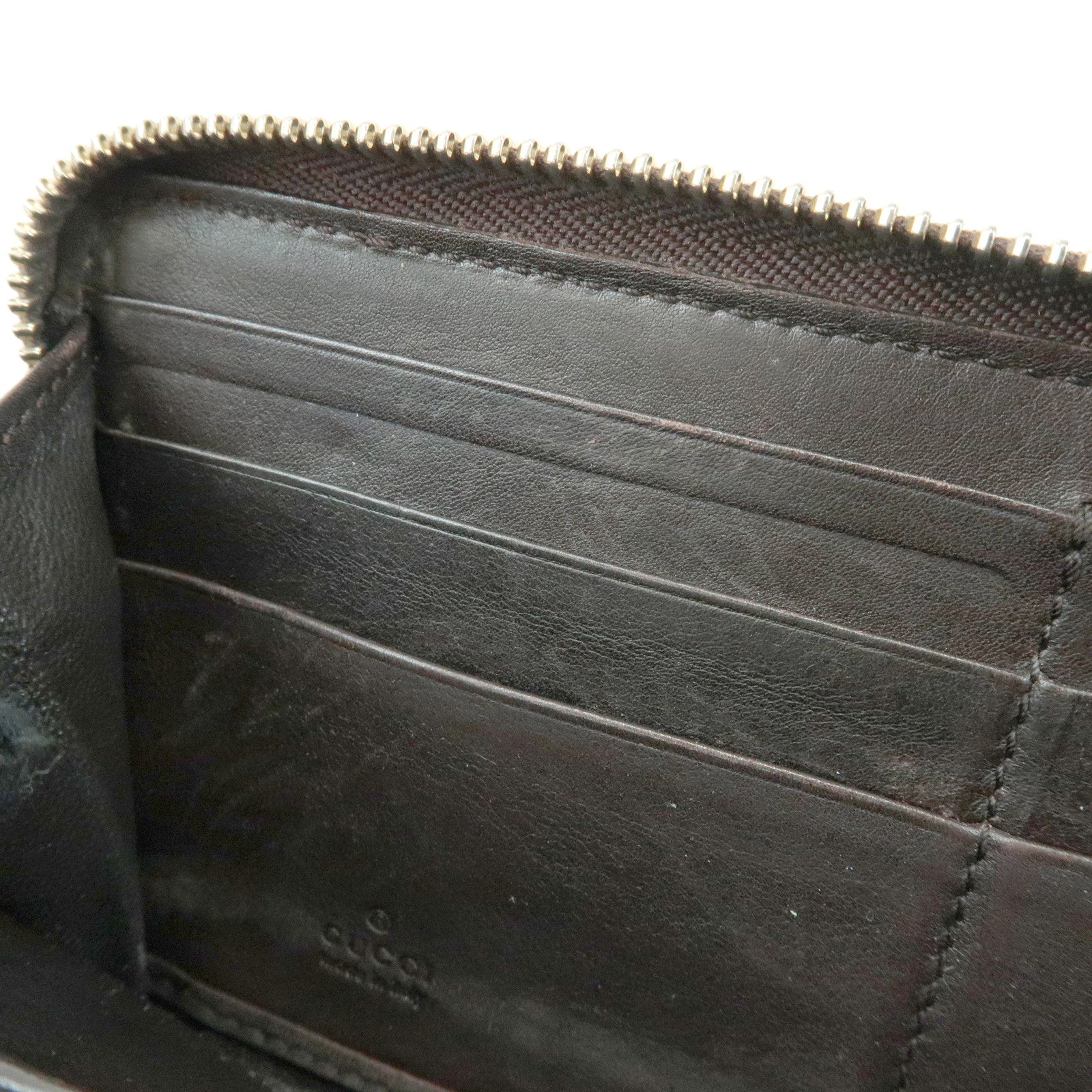 GUCCI Interlocking G Guccissima Leather Round Zippy Long Wallet