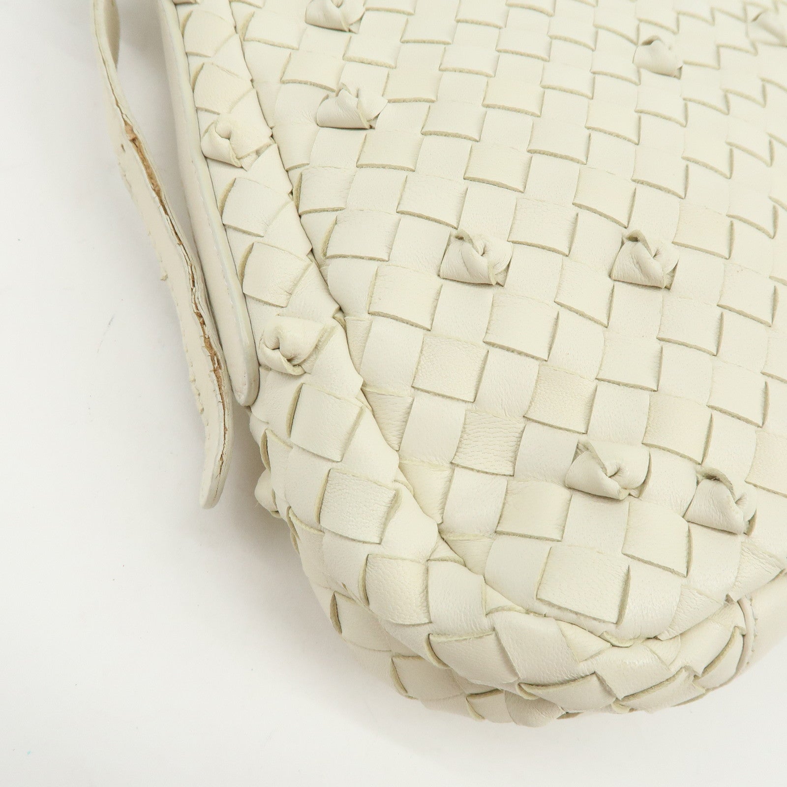 BOTTEGA VENETA Intrecciato Leather Shoulder Bag Hand Bag White 133507