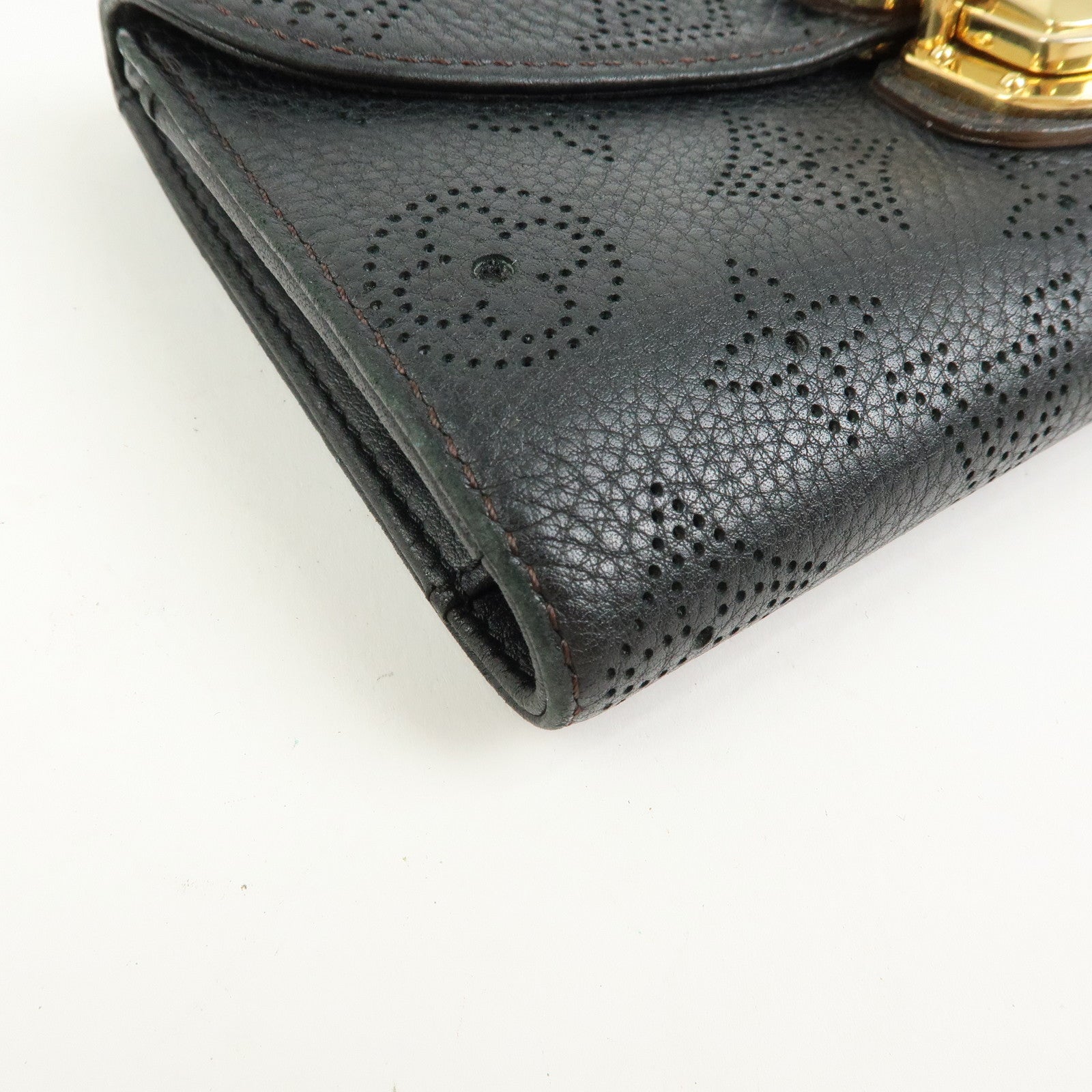 Louis Vuitton Monogram Mahina Portefeuille Amelia Wallet M95549