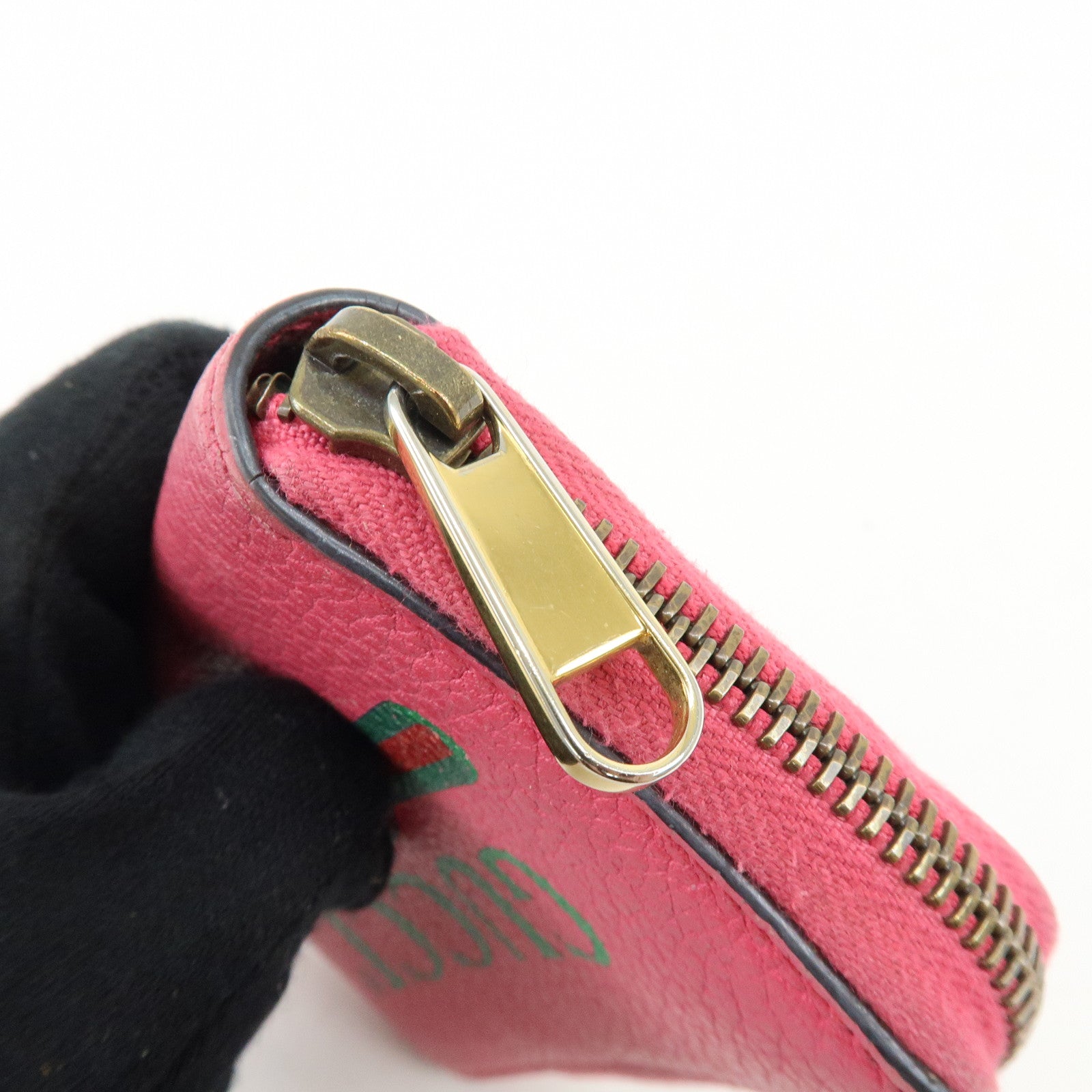 GUCCI Interlocking G Sherry Leather Round Zipper Coin Case Pink 496319