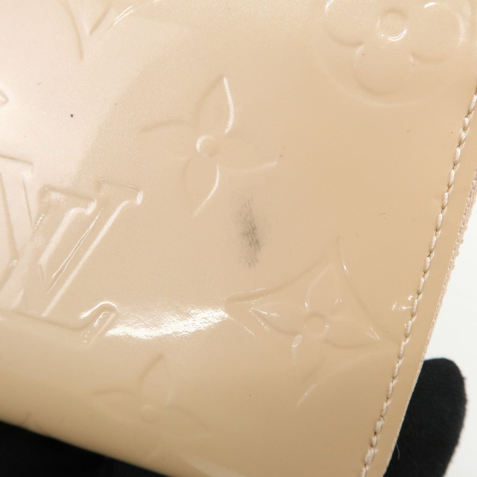Louis Vuitton Monogram Vernis Zippy Coin Case Rose Florentin M91535