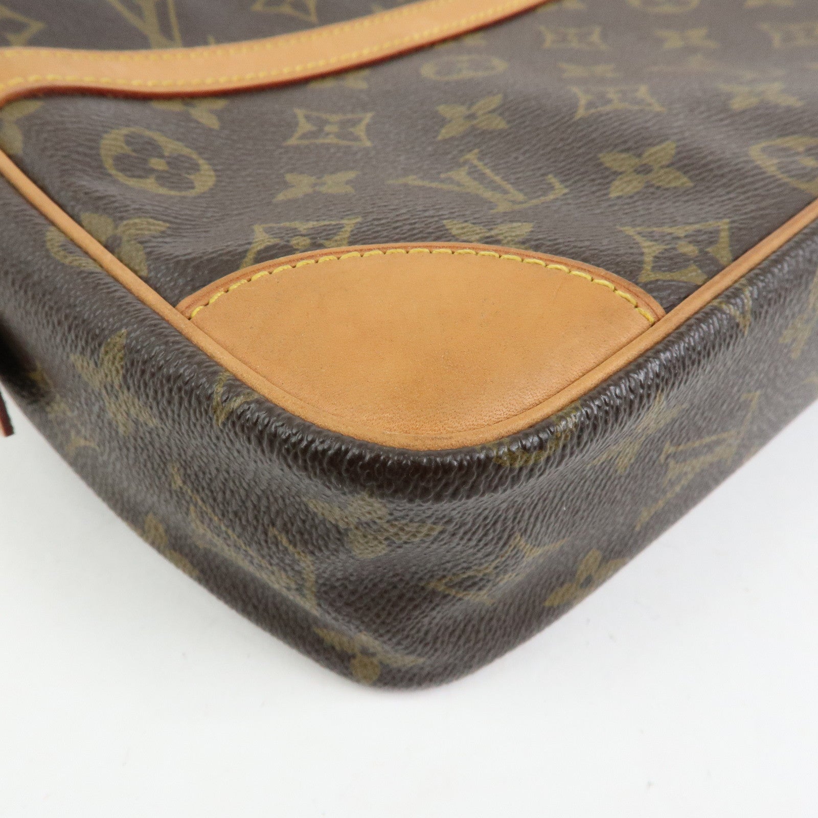 Louis Vuitton Monogram Compiegne 23 Pouch Clutch Bag Brown M51845