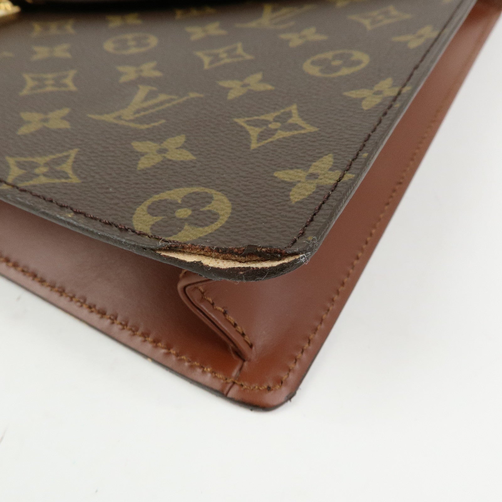 Louis Vuitton Monogram Port‑Documents Bandoulière Brown M53338