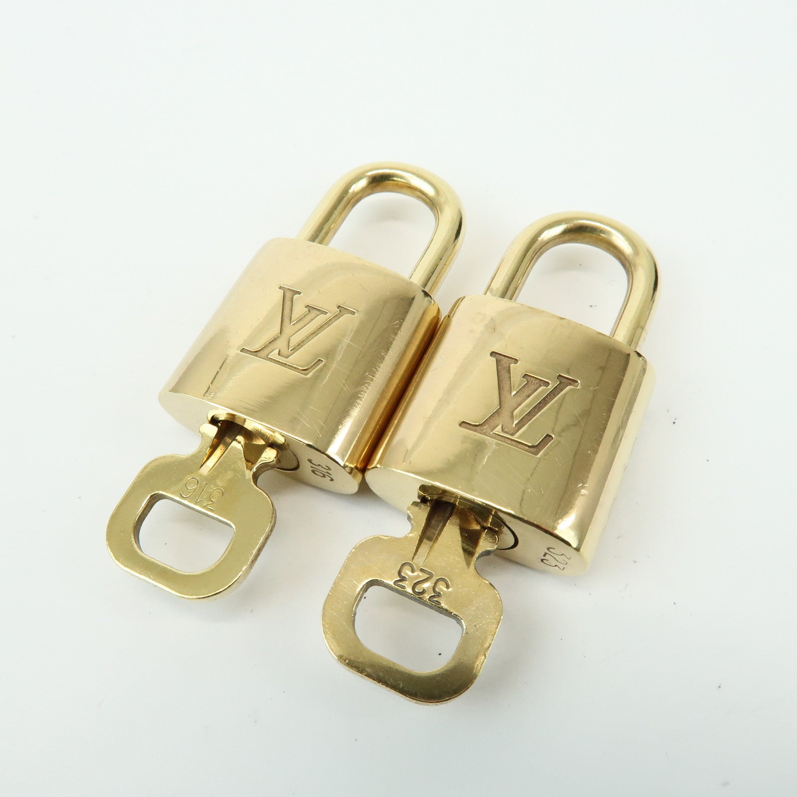 Louis Vuitton Set of 10 Lock & Key Cadena Key Lock