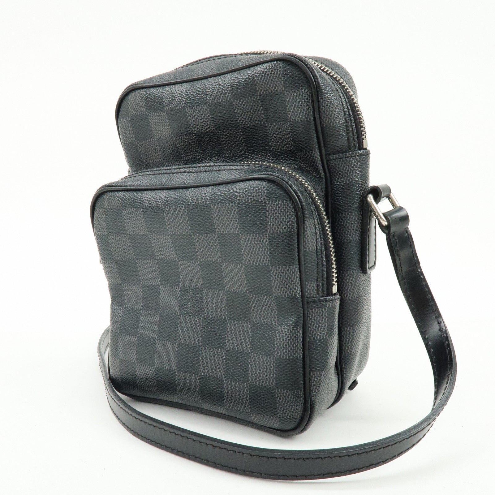 Louis Vuitton Damier Graphite Rem Shoulder Crossbody Bag Black N41446