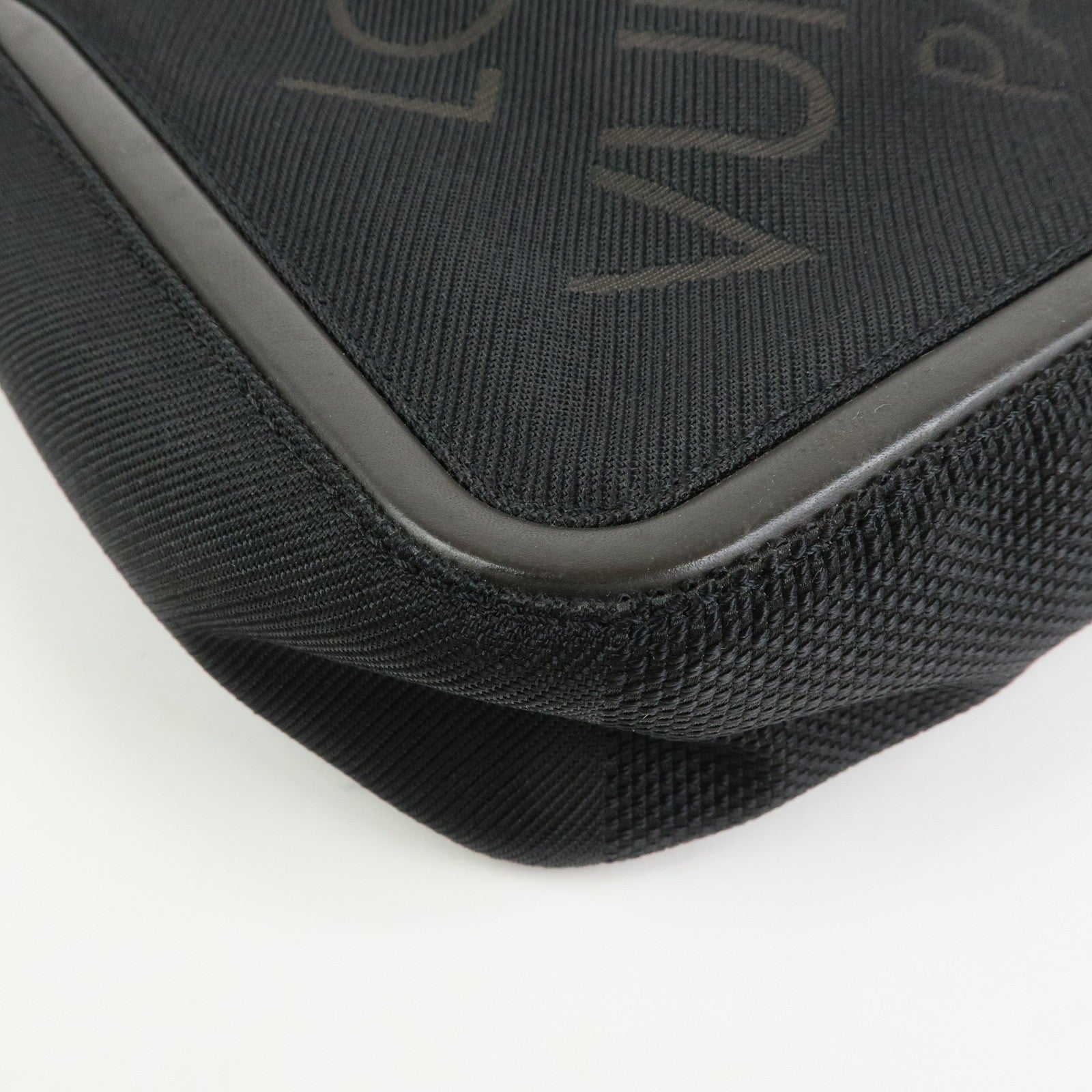 Louis Vuitton Damier Geant Citadin NM Crossbody Bag Noir M93233