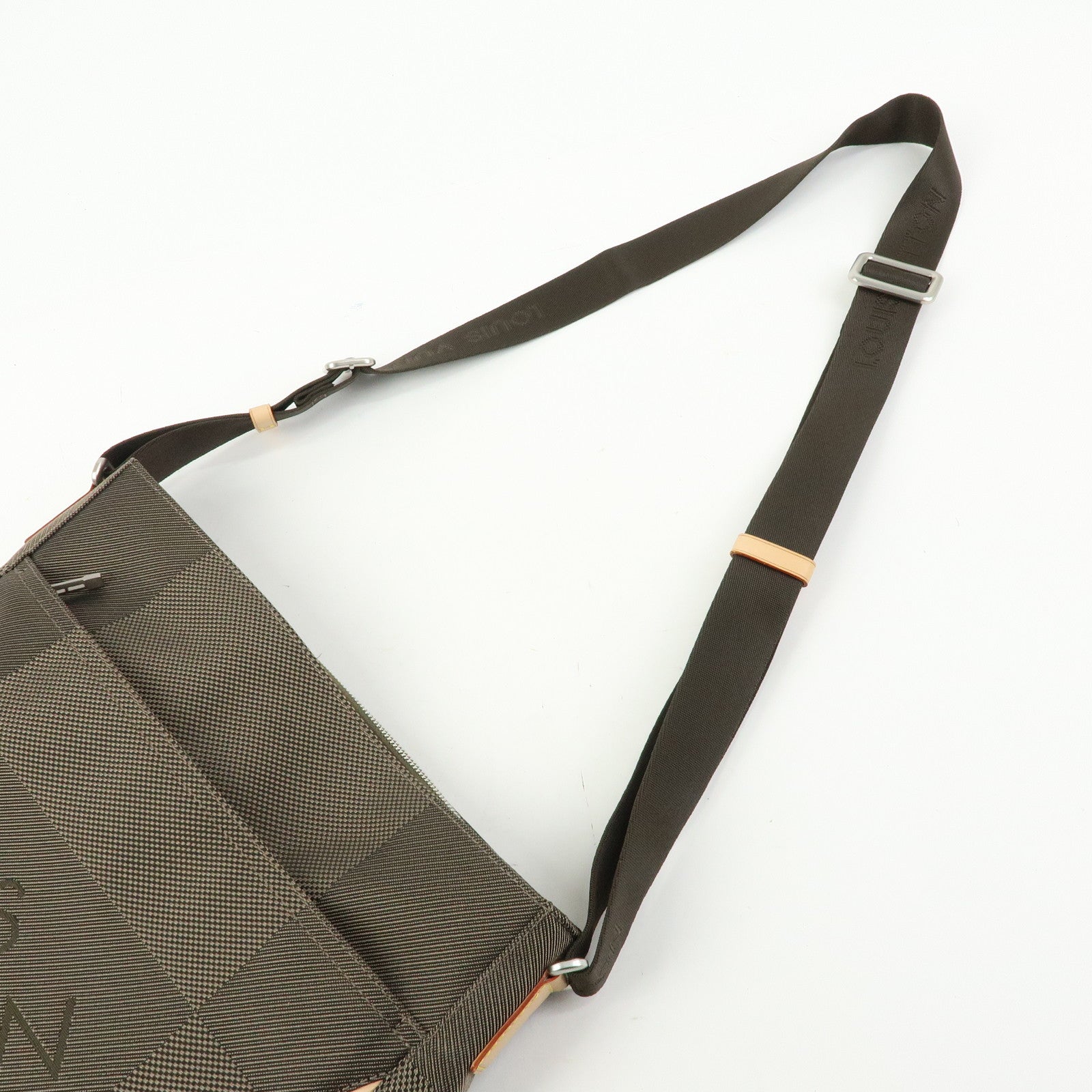 Louis Vuitton Damier Giant Compagnon Shoulder Bag Terre M93045