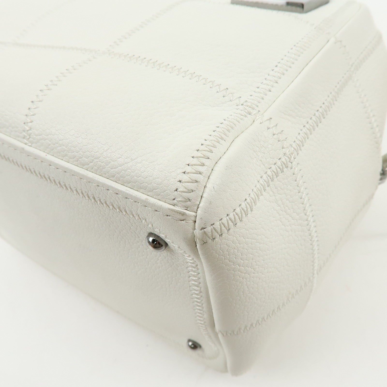 CHANEL Chocolate Bar COCO Mark Caviarskin Hand Bag Tote Bag White