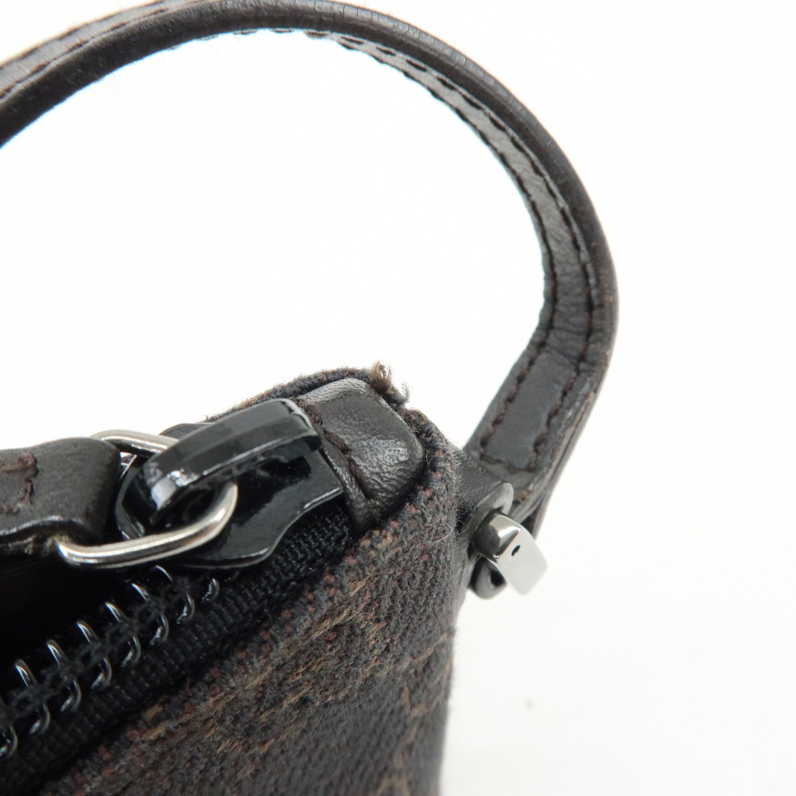GUCCI Boat Bag GG Canvas Hand Bag Accessory Pouch Dark Brown 07198