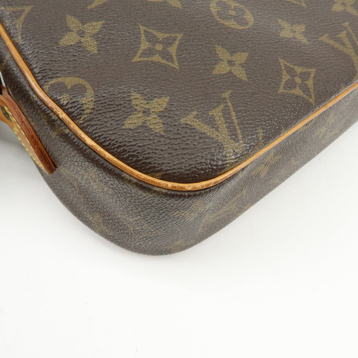 Louis Vuitton Monogram Blois Crossbody Shoulder Bag Brown M51221