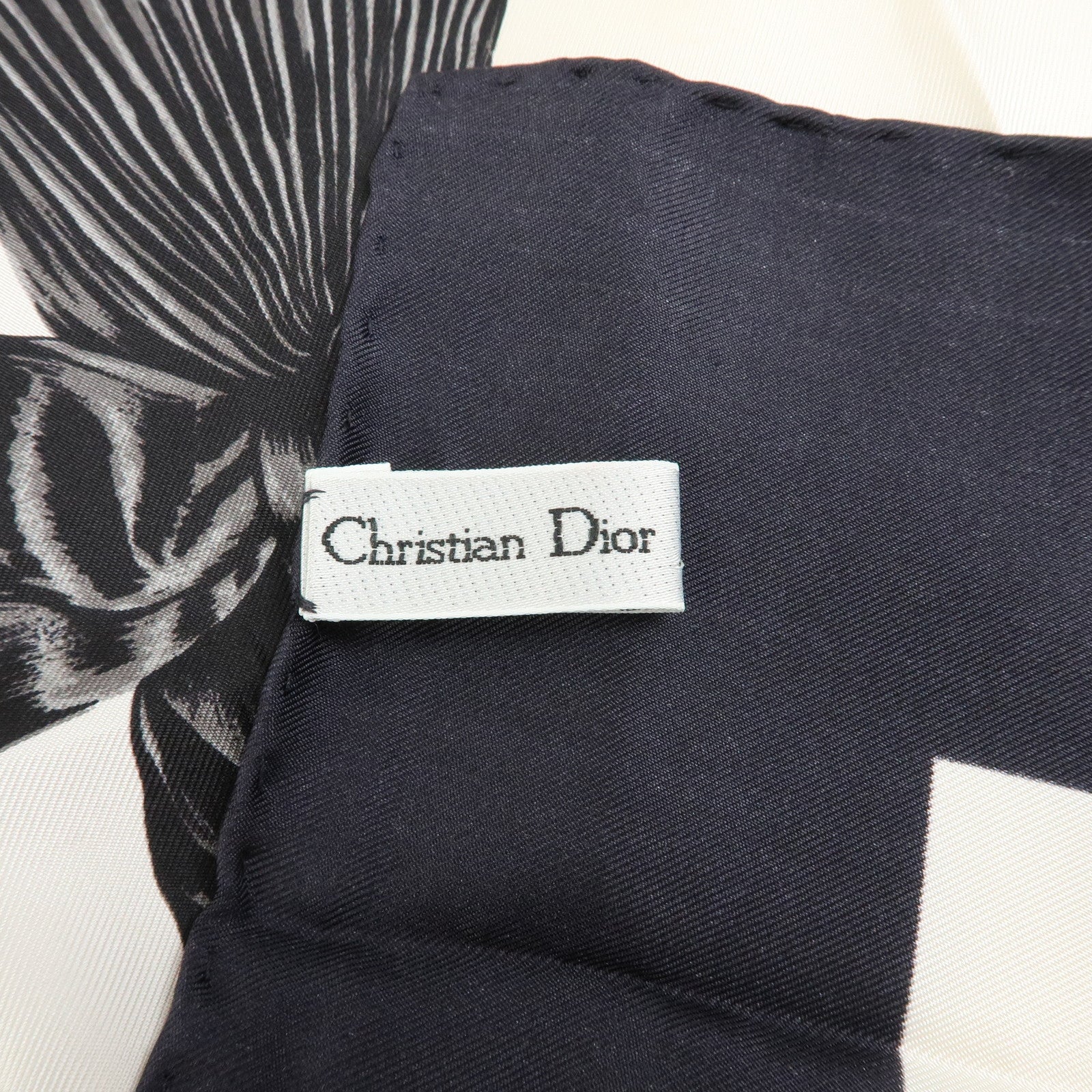Christian Dior Silk 100% Scarf Parisian Accessories White Black