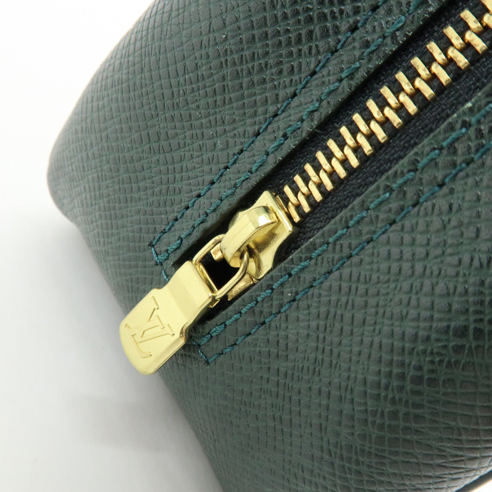 Louis Vuitton Taiga Leather Trousse Toilette GM Pouch Epicea M30214