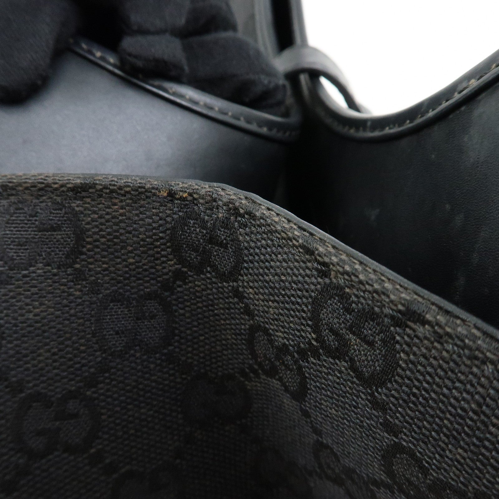 GUCCI Jackie GG Canvas Leather Hand Bag Shoulder Bag Black 001・1067