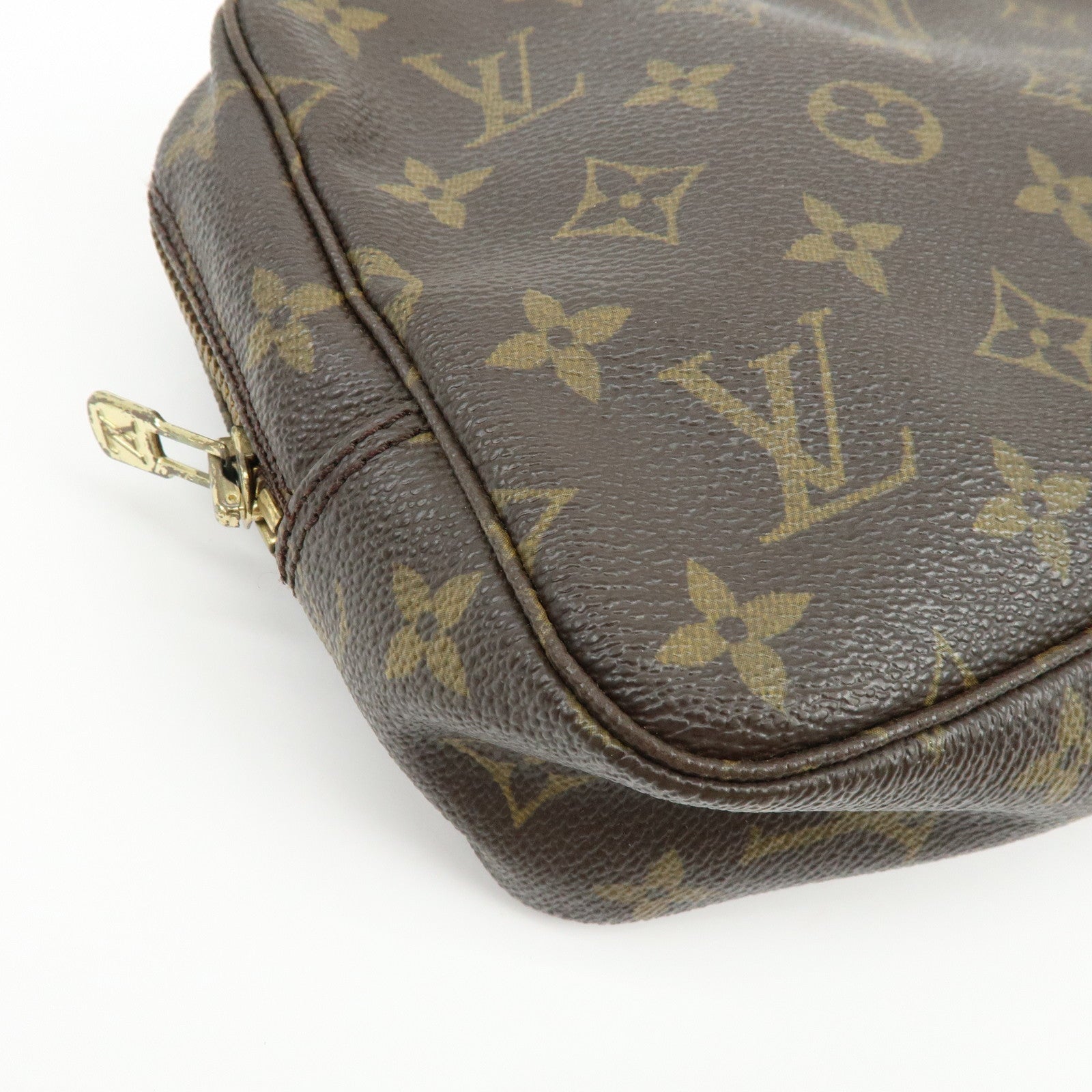 Louis Vuitton Monogram Trousse Toilette 23 Pouch M47524