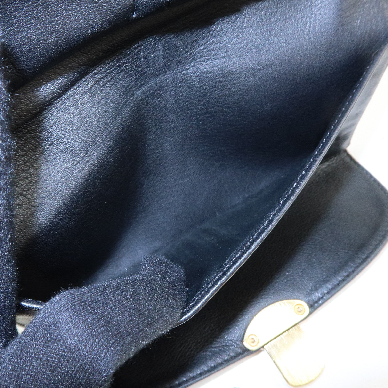 Louis Vuitton Monogram Mahina Portefeuille Amelia Wallet M95549