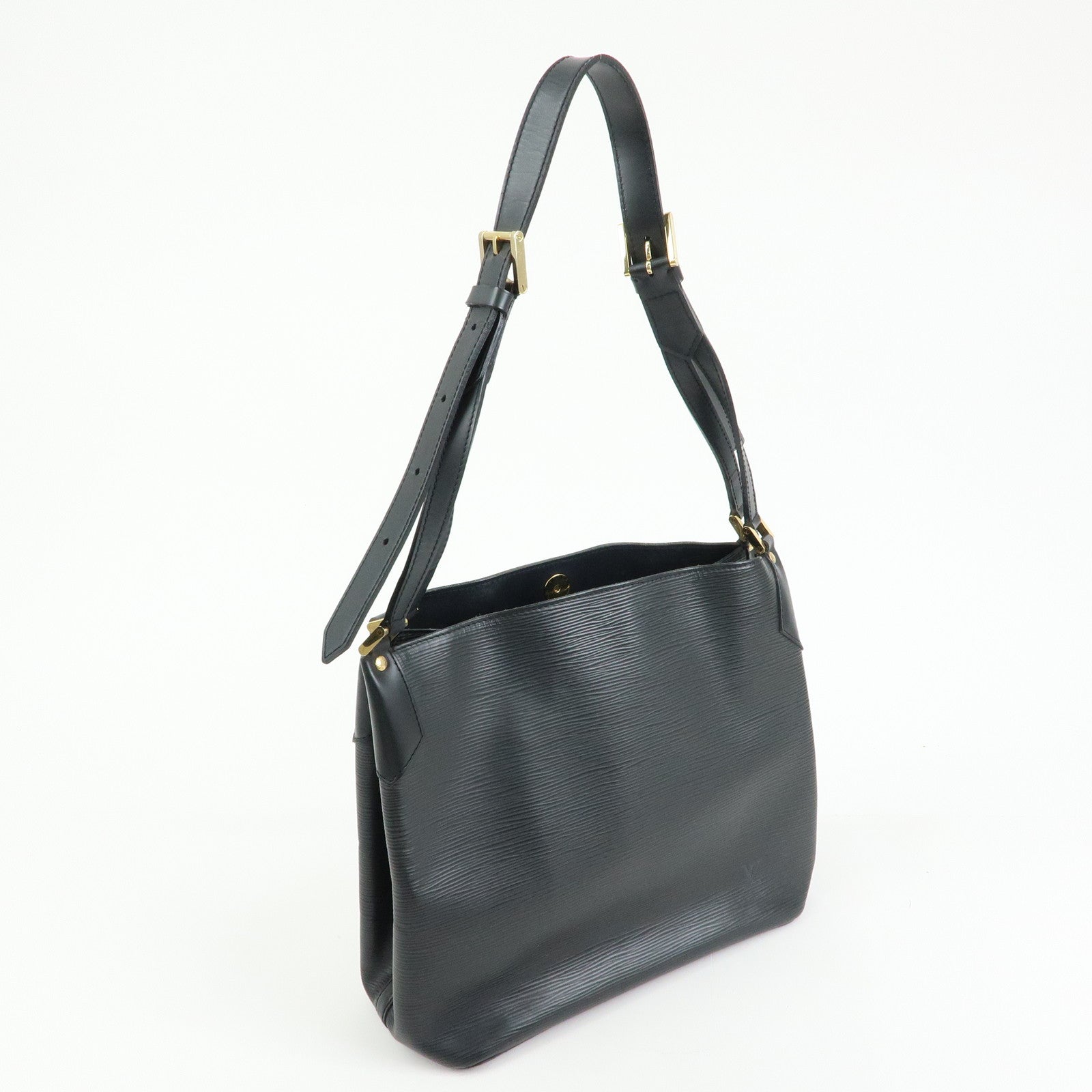 Louis Vuitton Epi Mandala MM Shoulder Bag Noir Black M58892