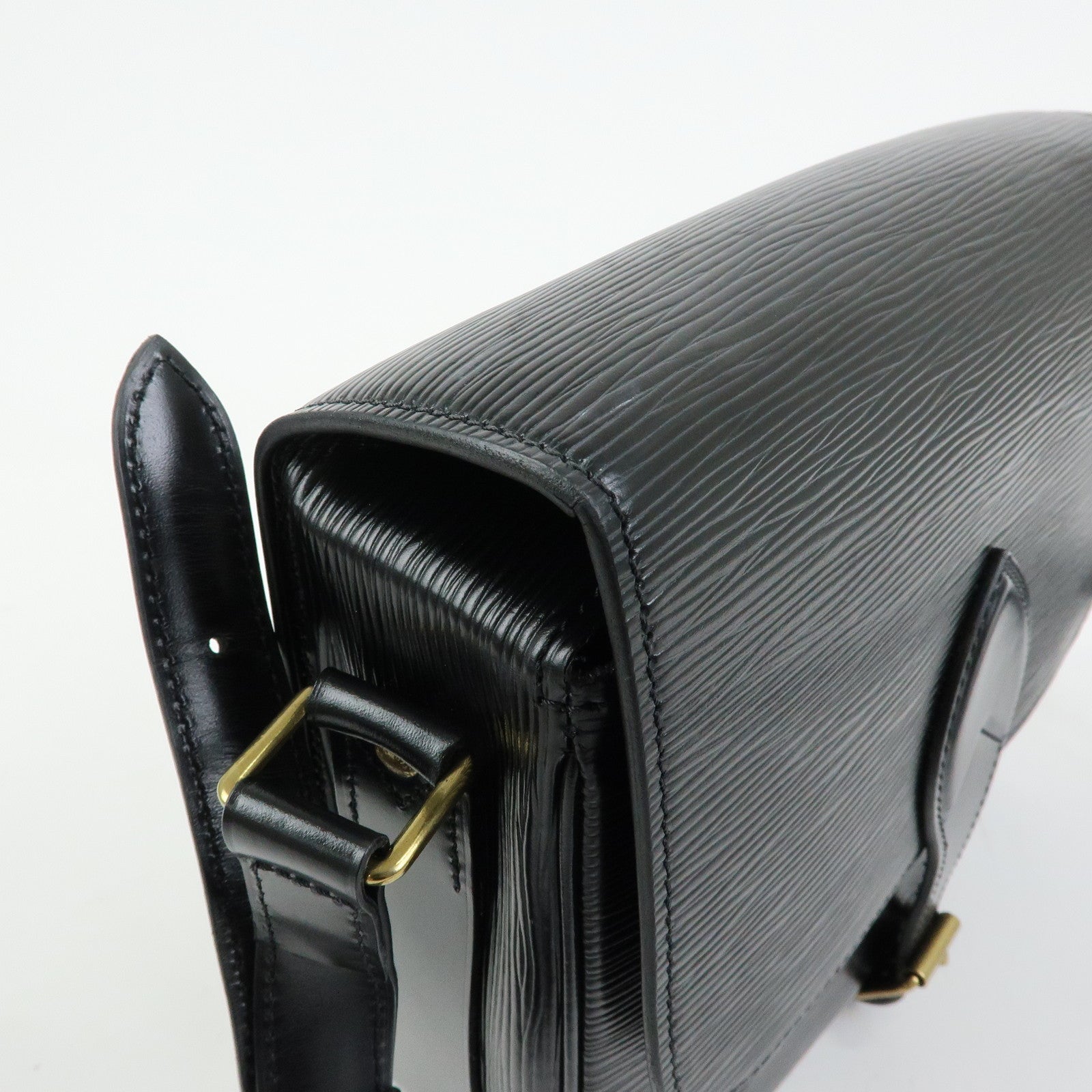 Louis Vuitton Epi Cartouchiere Shoulder Crossbody Bag Noir M52242