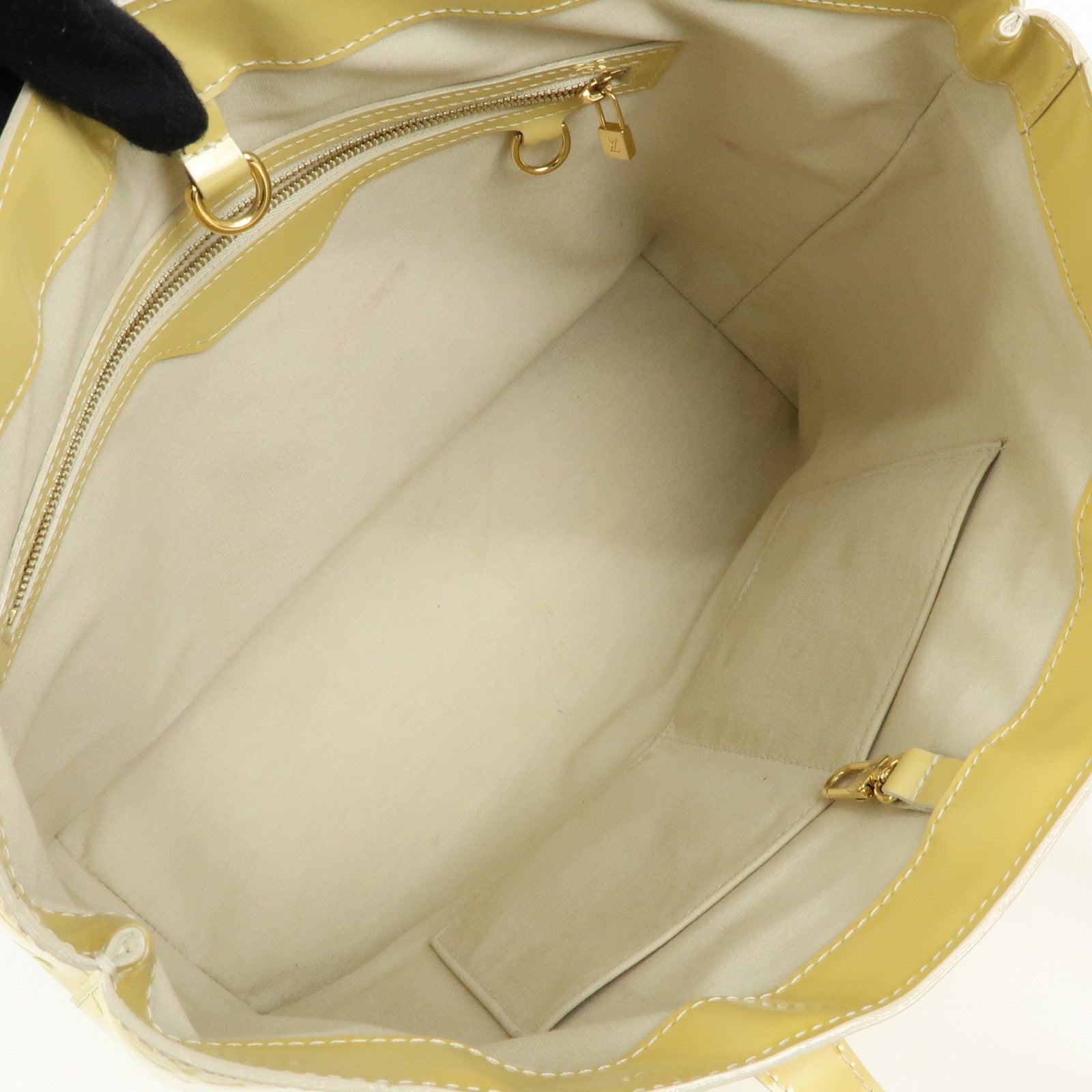 Louis Vuitton Monogram Vernis Wilshire MM Tote Bag Blanc Corail M91441