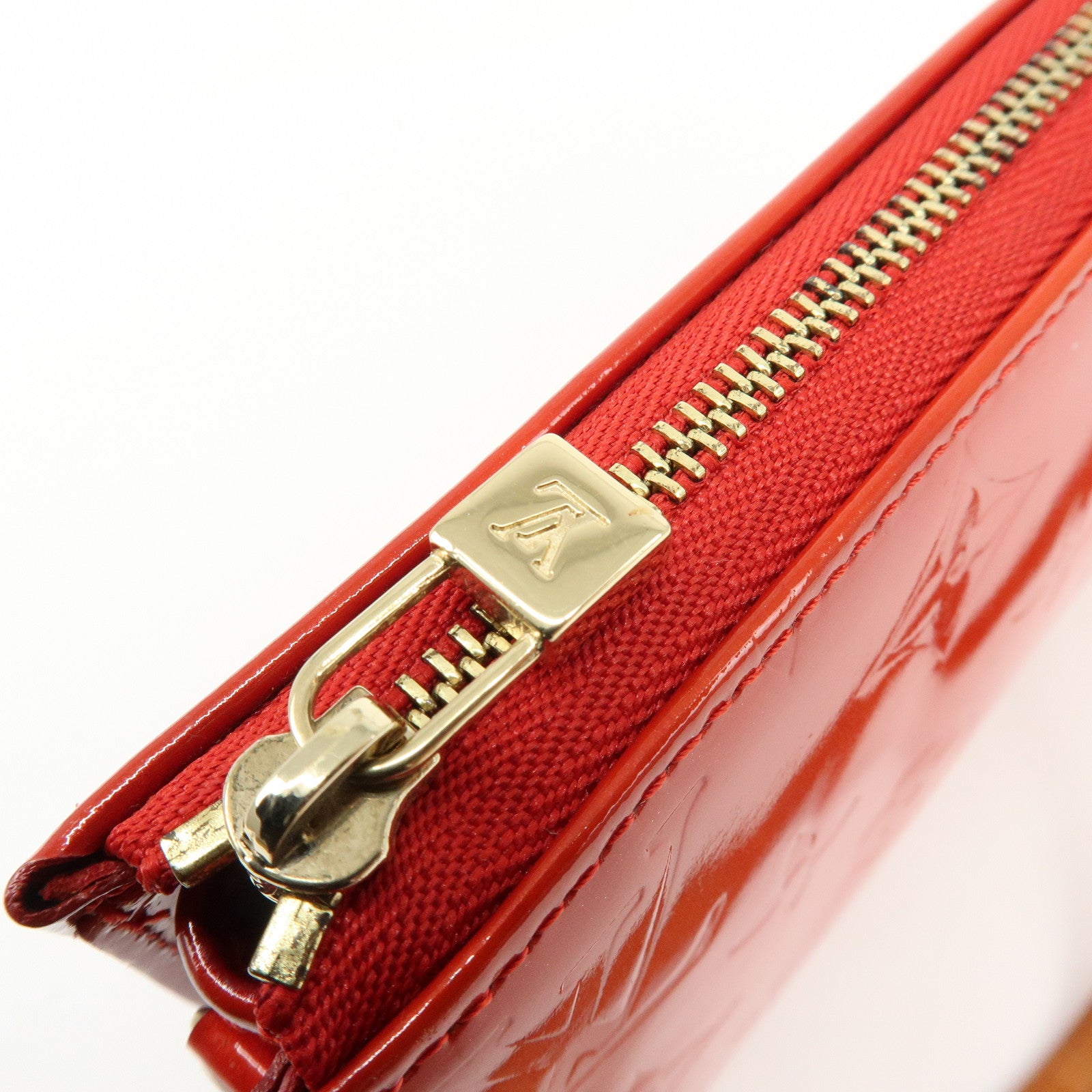 Louis Vuitton Monogram Vernis Lexington Accessoires Pouch Rouge M91132