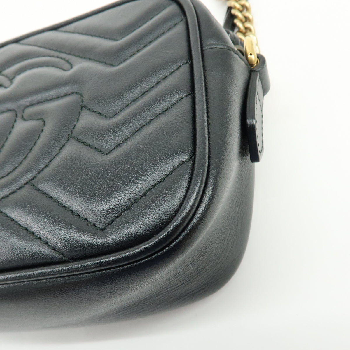GUCCI GG Marmont Leather Chevron Shoulder Crossbody Bag Black 448065
