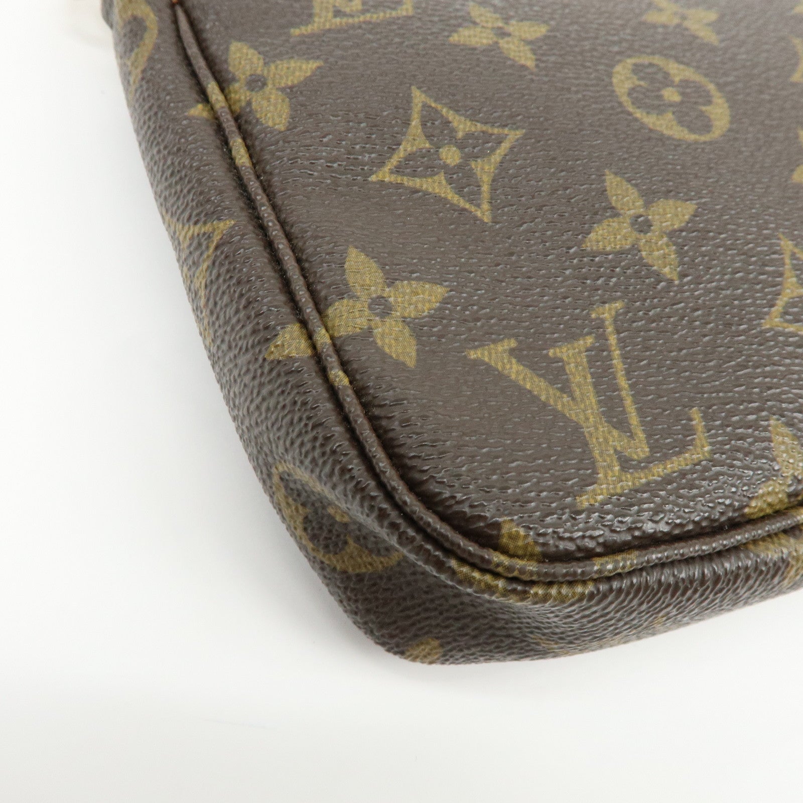Louis Vuitton Monogram Pochette Accessoires Pouch Hand Bag M51980