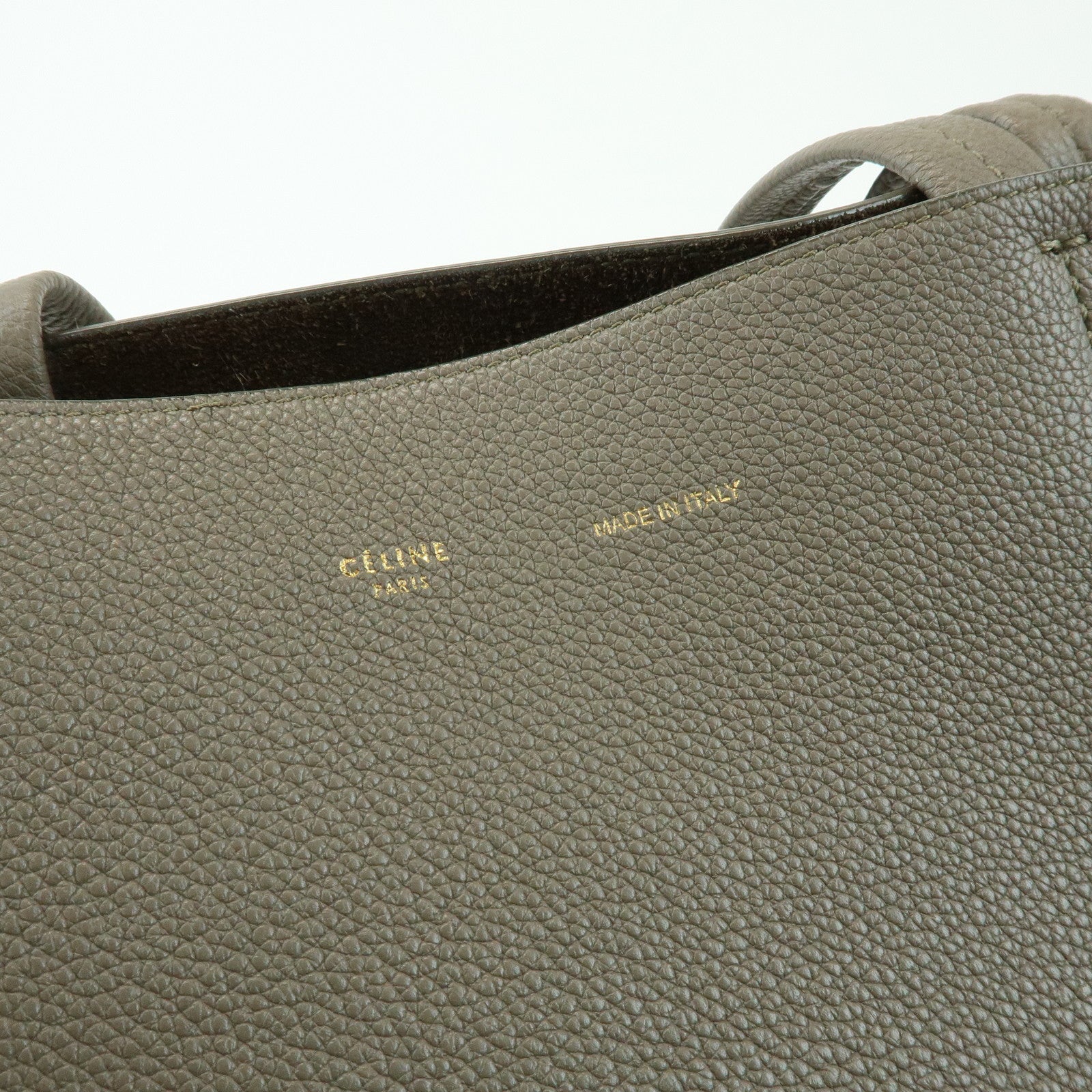 CELINE Cabas Phantom Soft Grained Calf Leather Medium Tote Bag