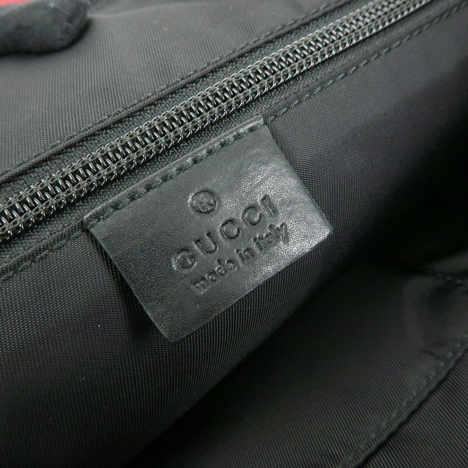GUCCI Sherry GG Supreme Leather Messenger Bag Beige Black 523335