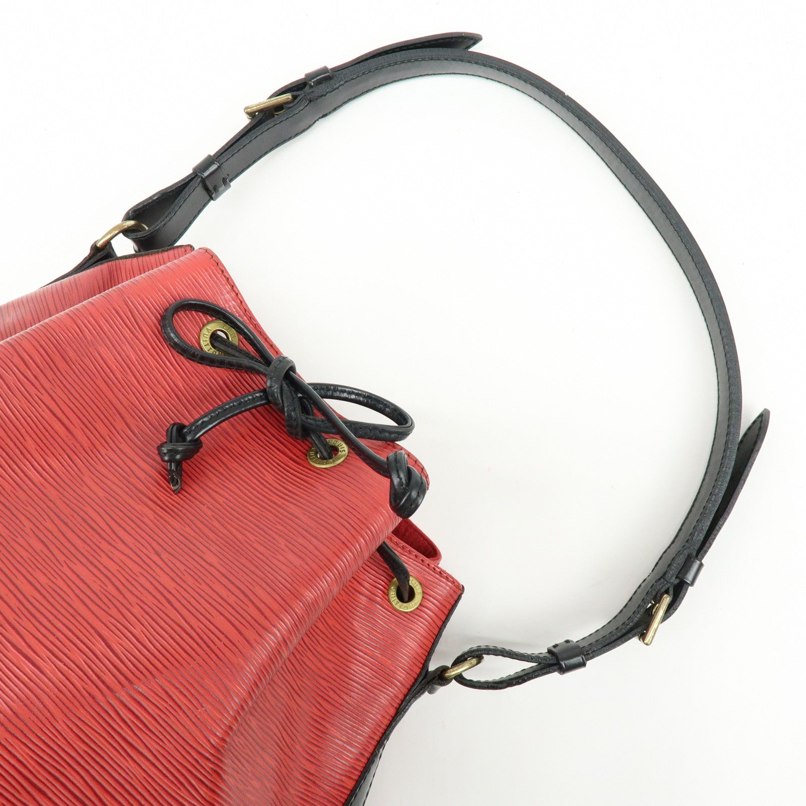 Louis Vuitton Epi Petit Noe Shoulder Bag Noir Castilian Red M44172