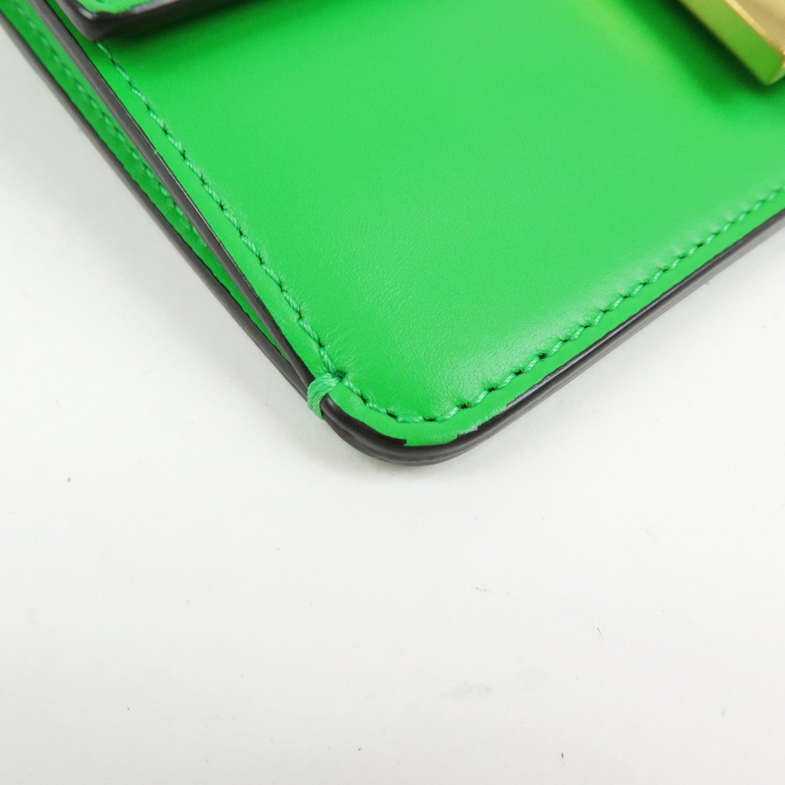 Fendi Flat Baguette Leather Shoulder Bag Green Brown 8BS039