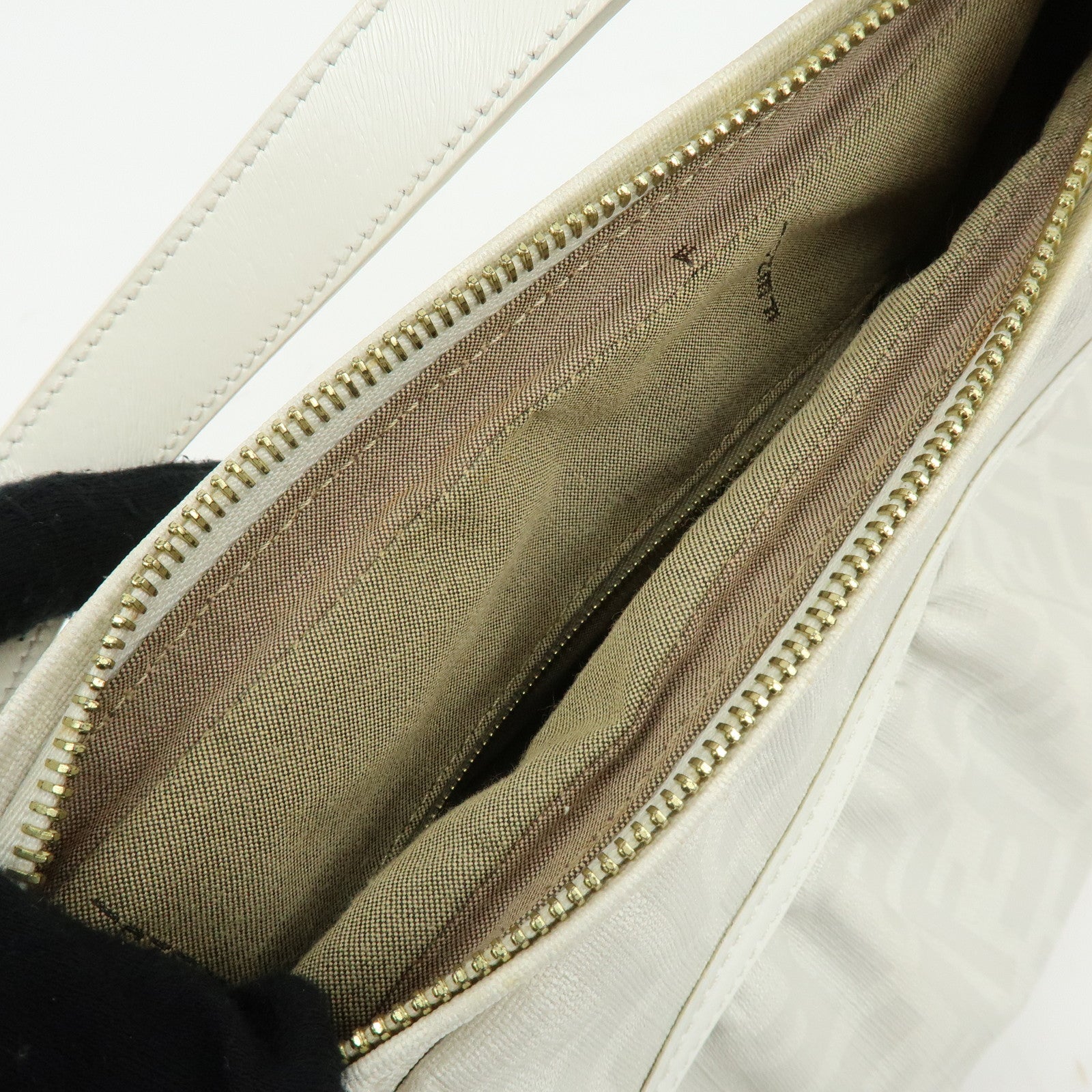 FENDI Zucca PVC Leather Shoulder Bag Hand Bag White 8BR448