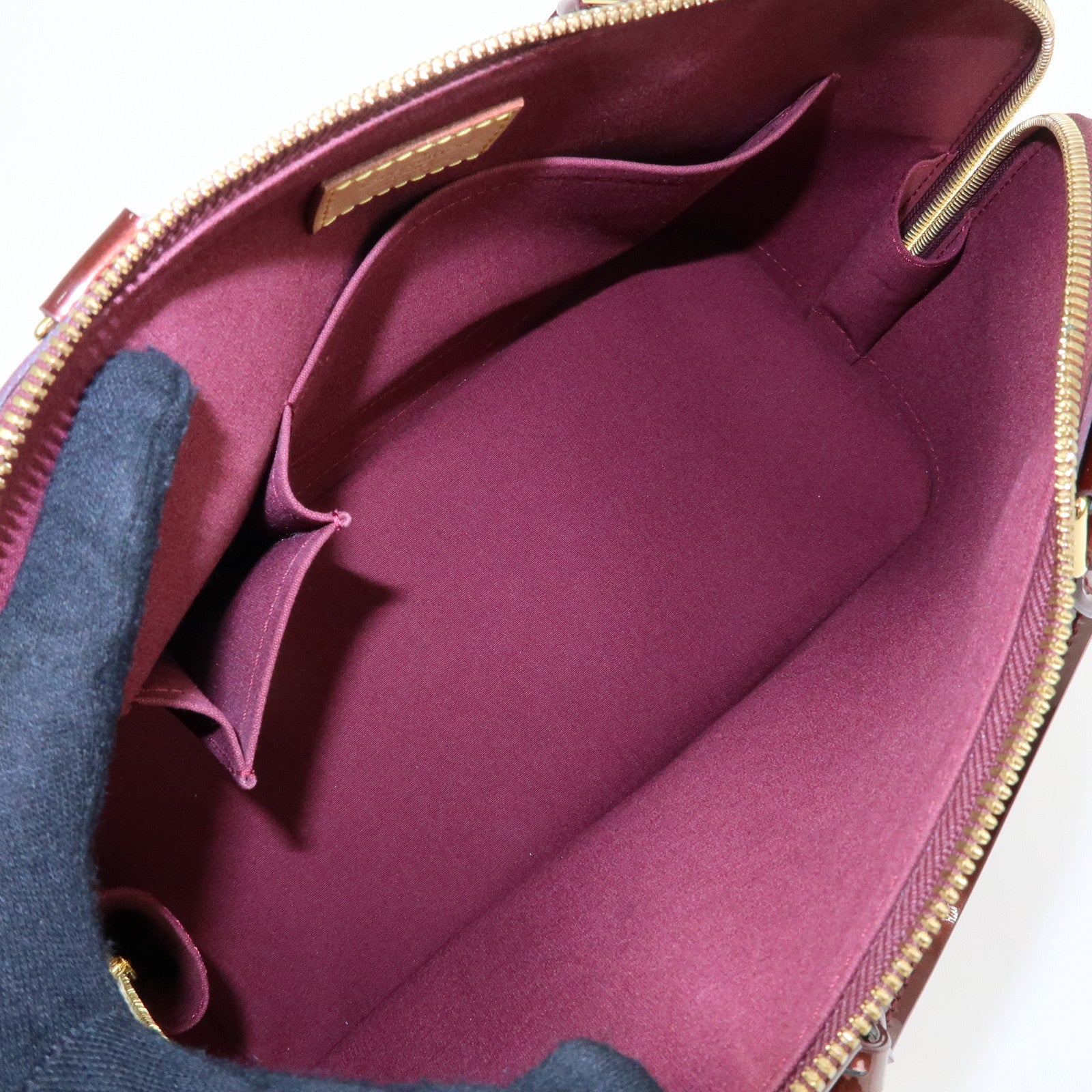 Louis Vuitton Monogram Vernis Alma PM Hand Bag Rouge Fauviste M91691