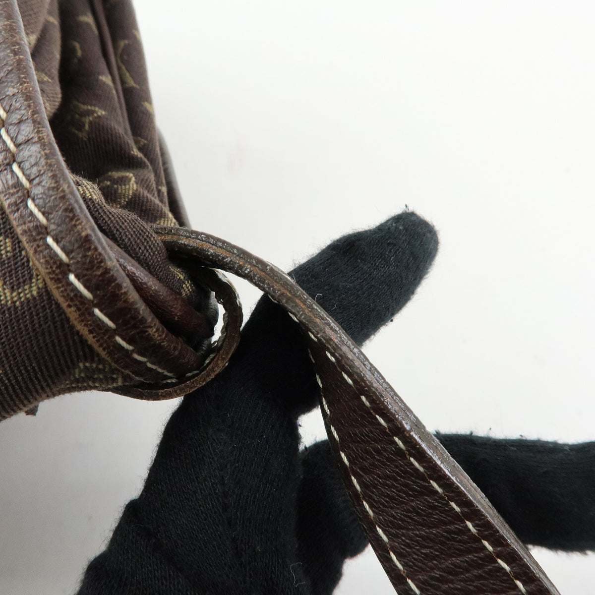 Louis Vuitton Monogram Mini Lin Saumur Shoulder Bag M95277