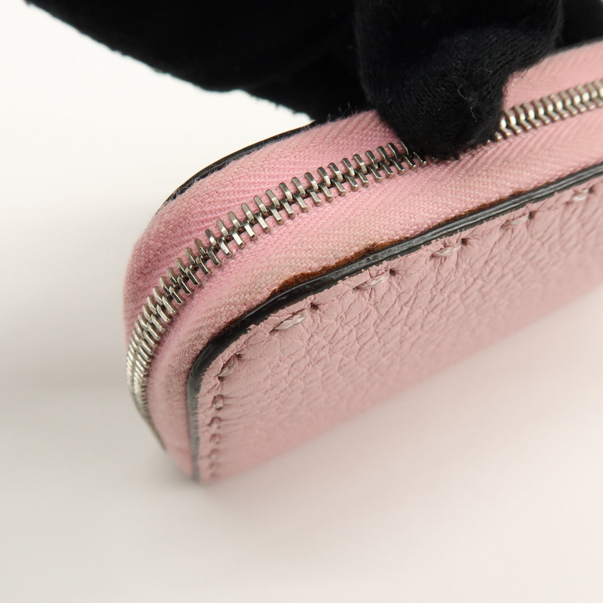 FENDI Selleria Leather Compact Zippy Wallet Pink 8M0313