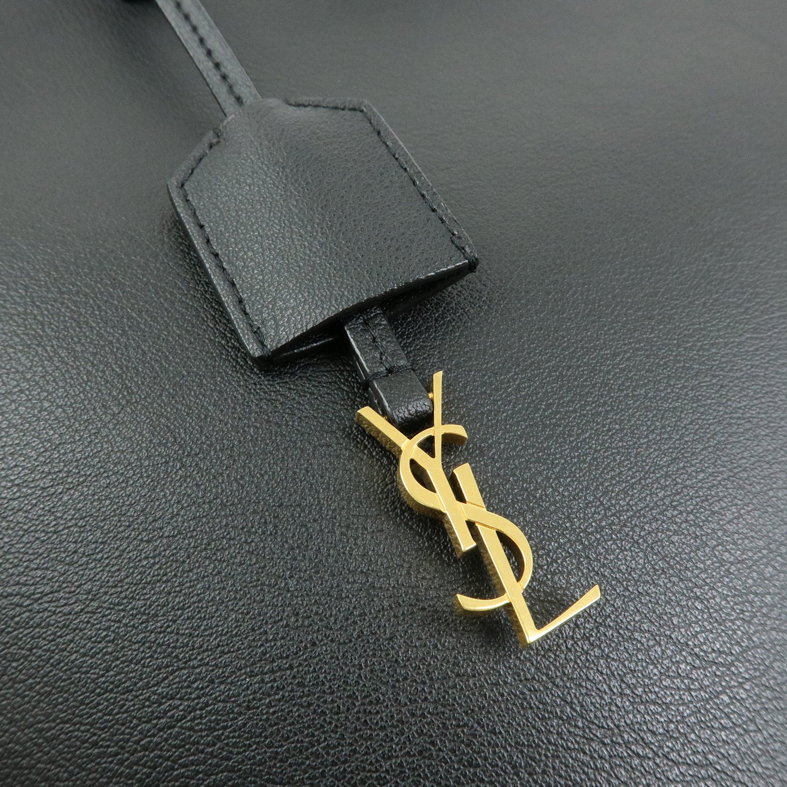 SAINT LAURENT PARIS Leather Toy Shopping Bag 2Way Bag Black GUE600307