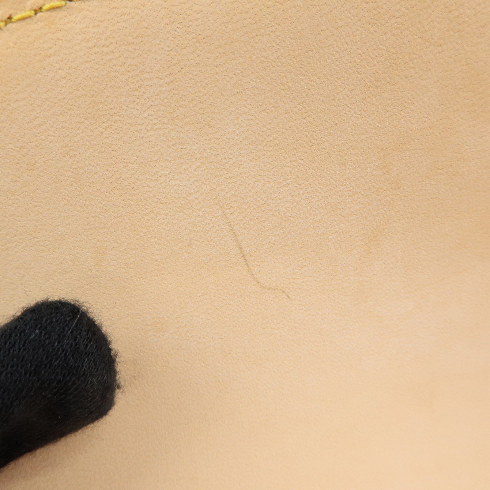 Louis Vuitton Monogram Vernis Biscayne Bay PM Shoulder Bag M91288