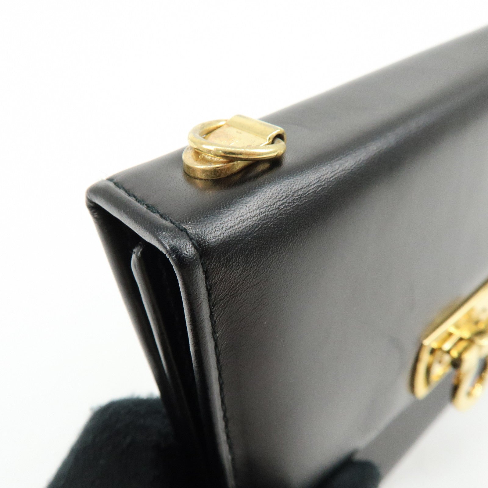 Ferragamo Gancini Leather Compact Wallet Shoulder Wallet Black