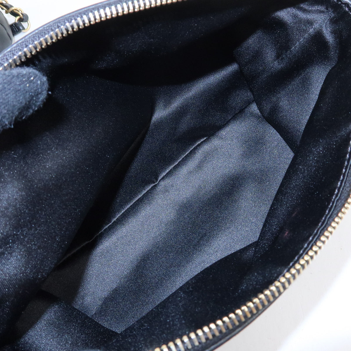 CHANEL Calf Skin V Stich Shevron Chain Shoulder Bag Tote Bag Black