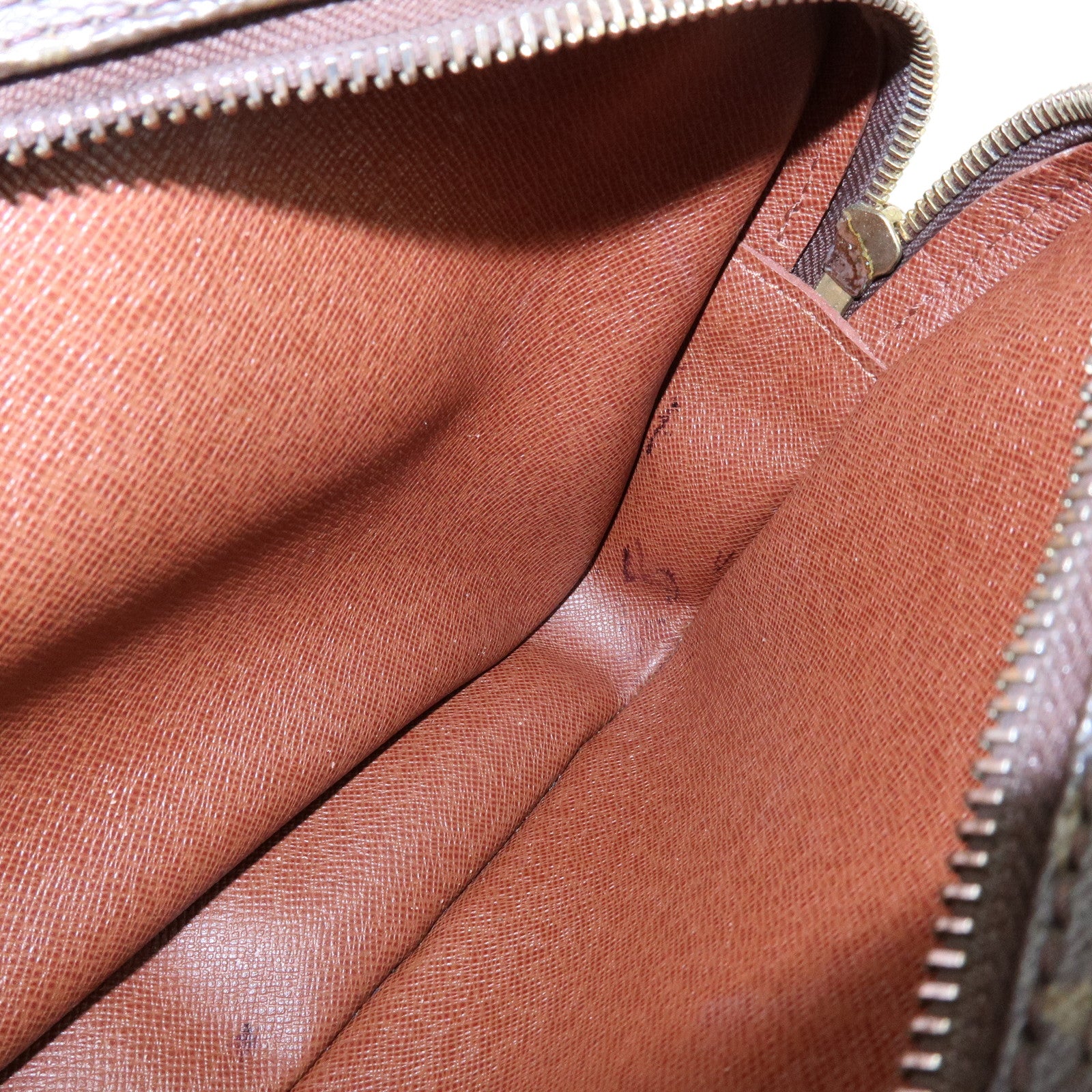 Louis Vuitton Monogram Nile Shoulder Bag Crossbody Bag M45244
