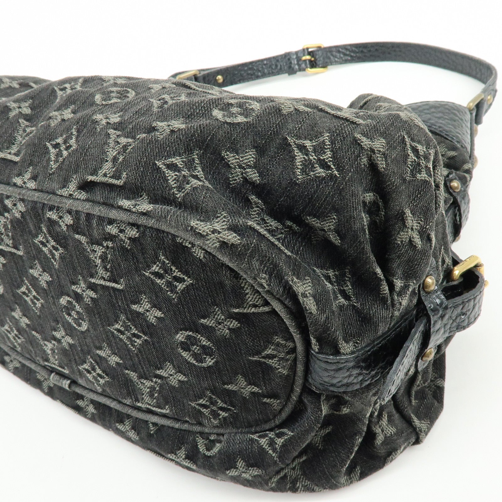 Louis Vuitton Monogram Denim XS Shoulder Crossbody Bag Noir M95608