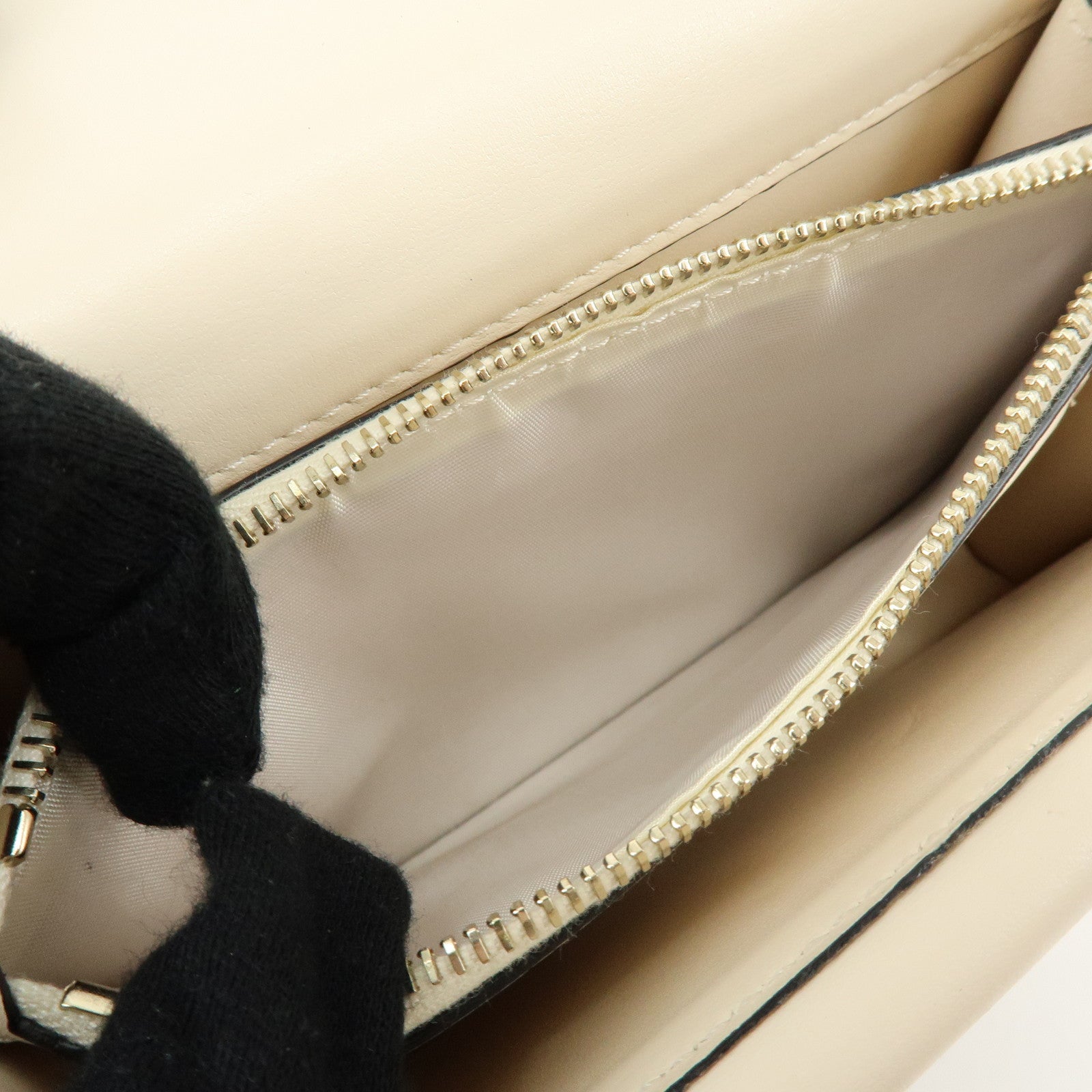 VALENTINO V Logo Leather Chain Shoulder Bag Crossbody Bag Ivory