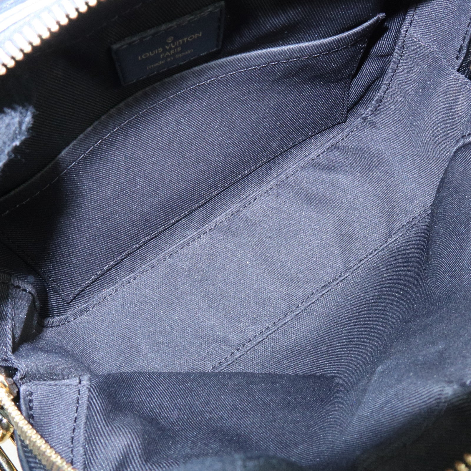 Louis Vuitton Monogram Saintonge Shoulder Bag Crossbody Bag Noir M43555