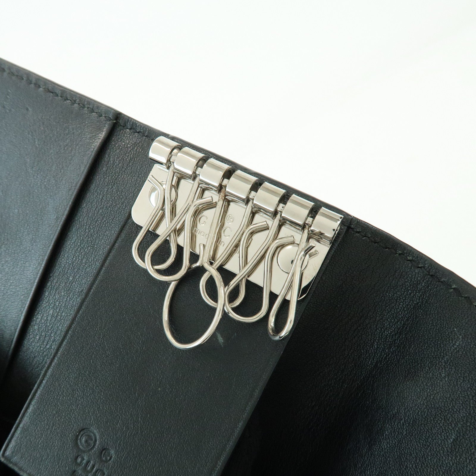 GUCCI Microguccissima Leather 6 Ring Key Case Key Holder Black