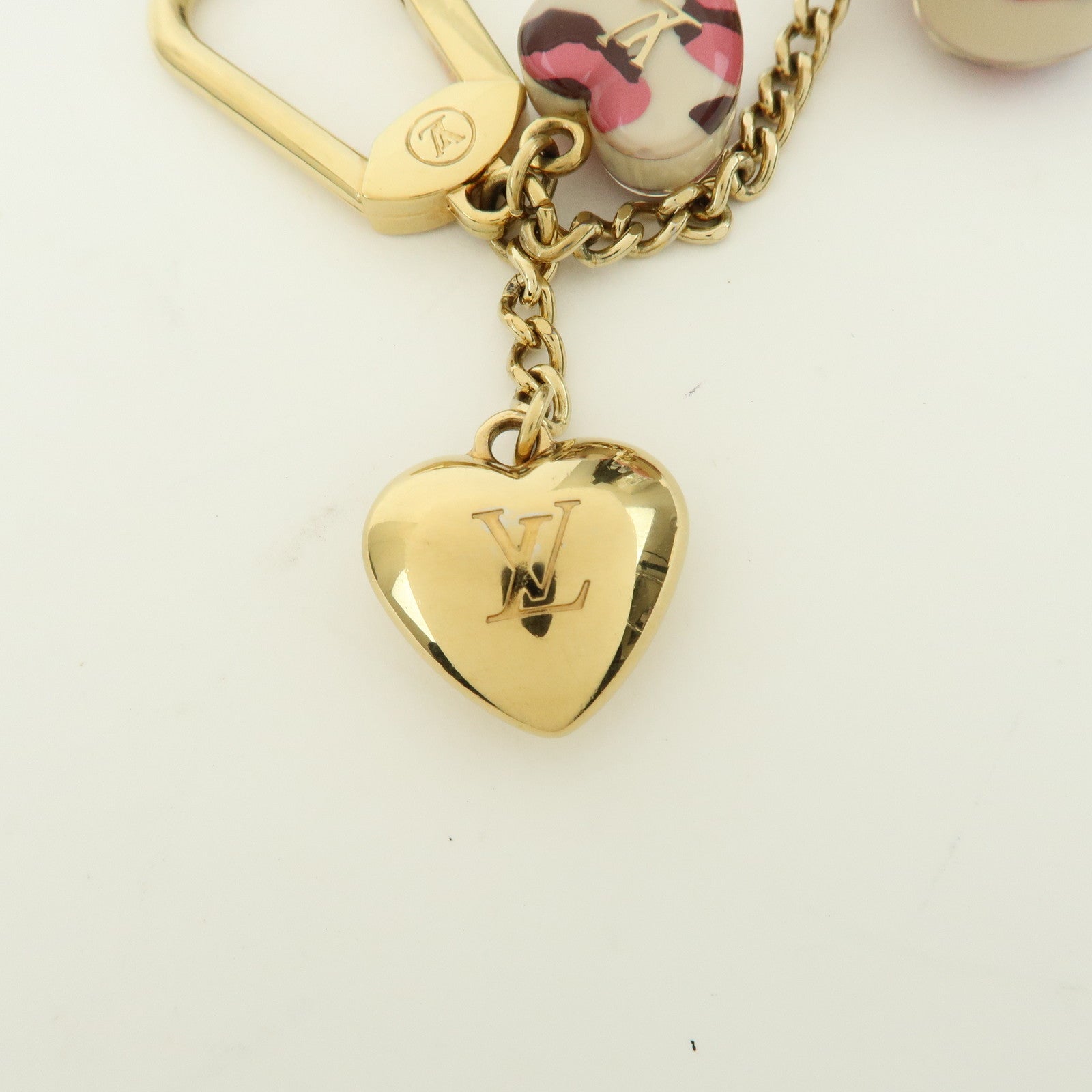 Louis Vuitton Porte Cles Leopard Bag Charm Blanc Corail M66263