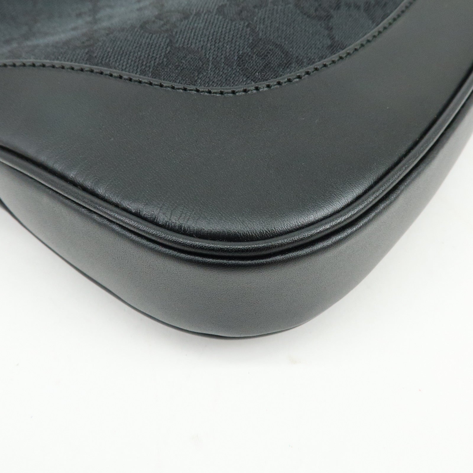GUCCI Jackie GG Canvas Leather Shoulder Bag Hand Bag Black 001 3306