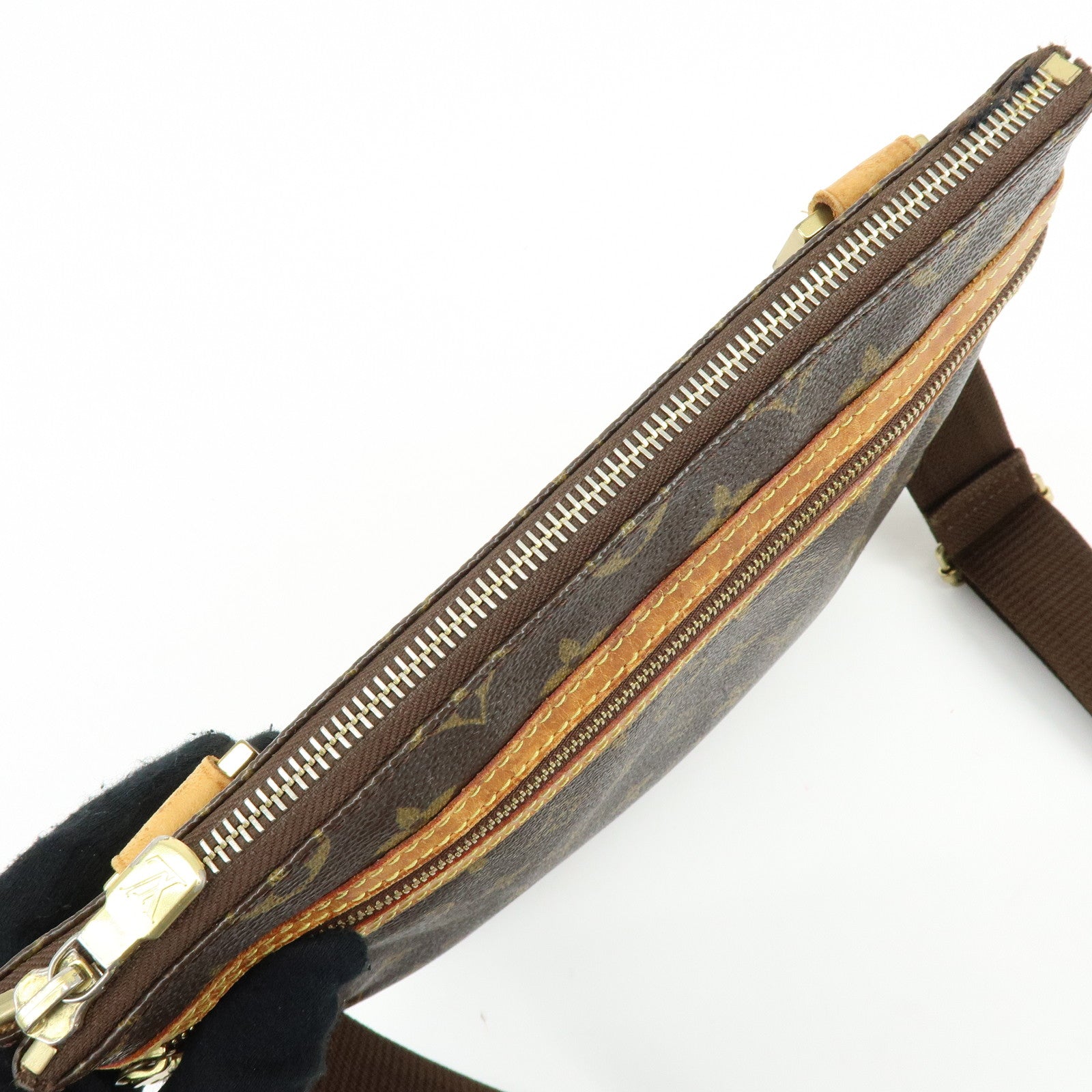 Louis Vuitton Monogram Pochette Bosphore Shoulder Bag Brown M40044
