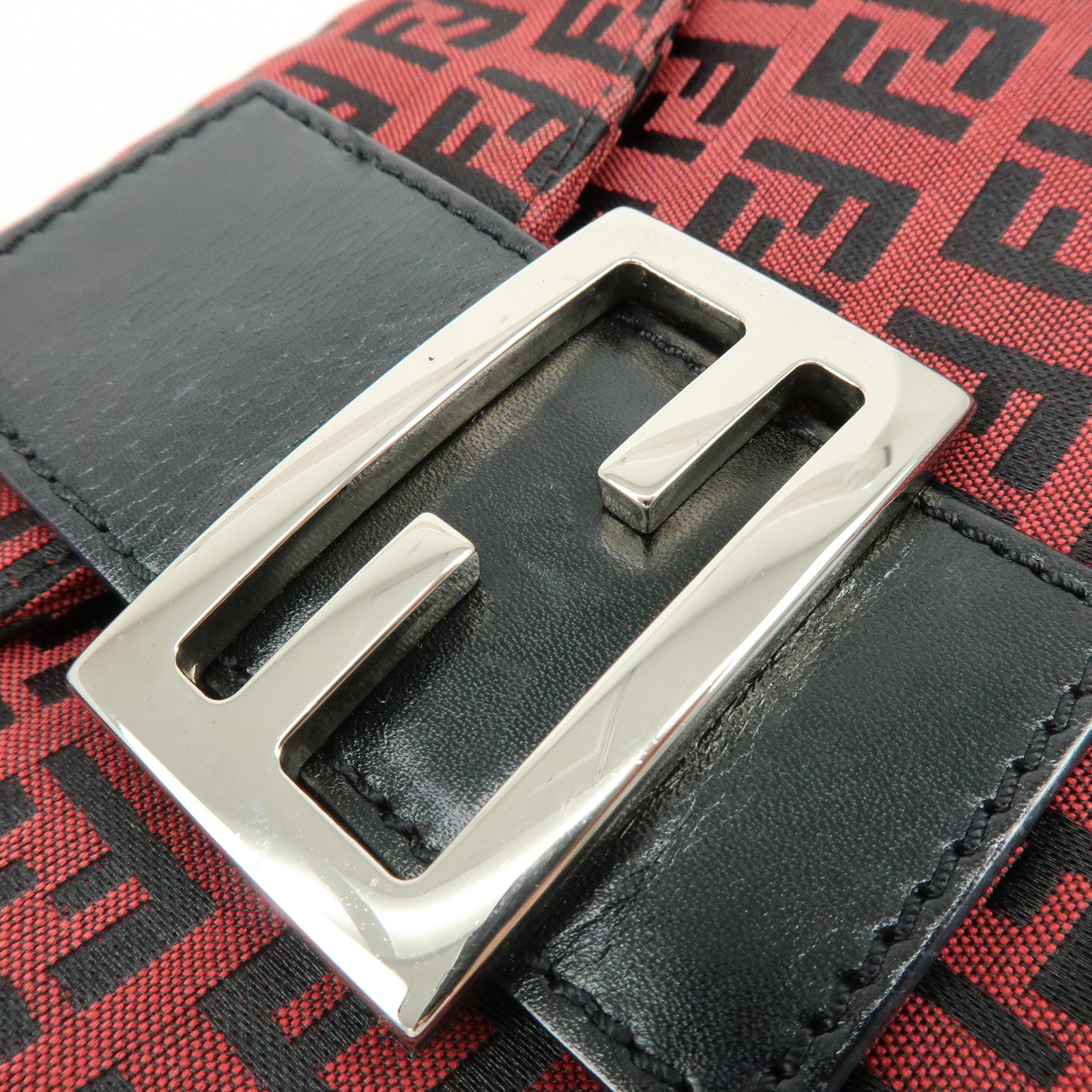 FENDI Mamma Baguette Zucchino Canvas Leather Shoulder Bag Red 8BR003