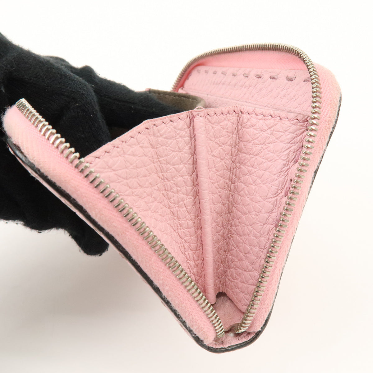 FENDI Selleria Leather Compact Zippy Wallet Pink 8M0313